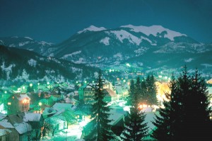 zabljak-nocu-[at-night]
